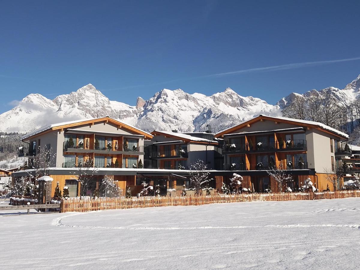 Wellness Und Brunch Hotel Morgenzeit Beheizter Naturpool Mit Sandstrand Genuss Fruehstueck Bis 13 Uhr Hochkoenig Sommercard Maria Alm am Steinernen Meer Esterno foto