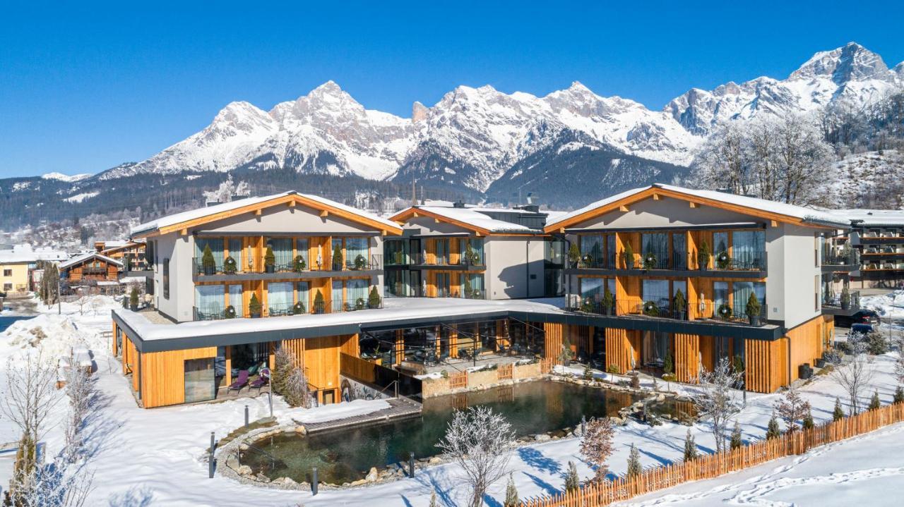 Wellness Und Brunch Hotel Morgenzeit Beheizter Naturpool Mit Sandstrand Genuss Fruehstueck Bis 13 Uhr Hochkoenig Sommercard Maria Alm am Steinernen Meer Esterno foto