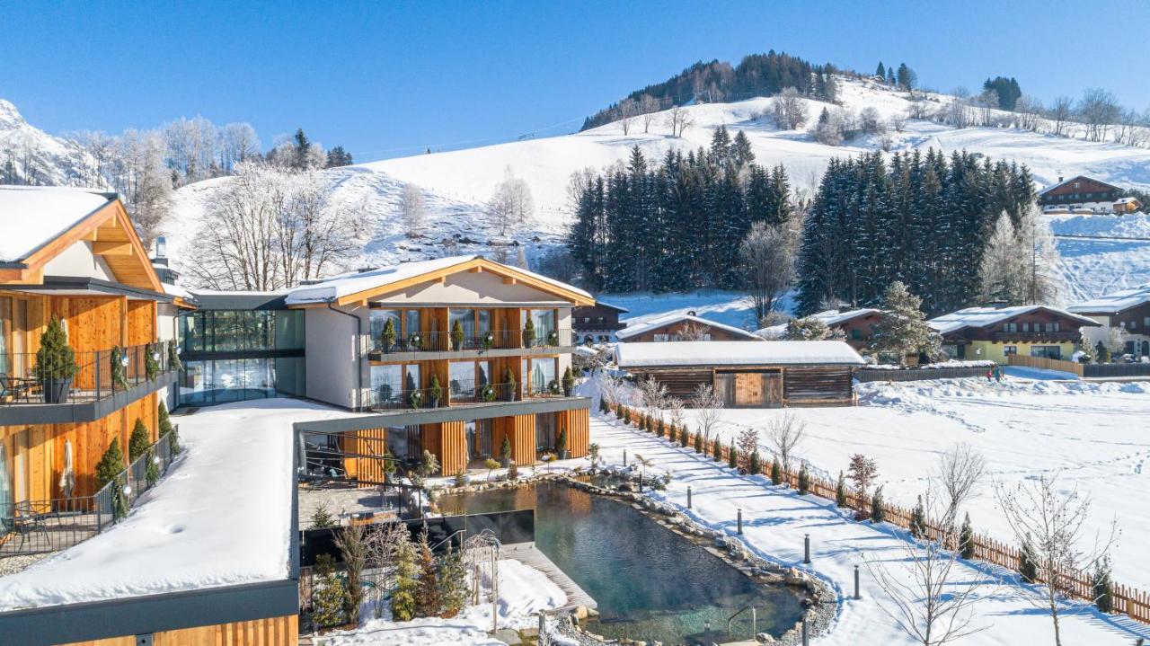 Wellness Und Brunch Hotel Morgenzeit Beheizter Naturpool Mit Sandstrand Genuss Fruehstueck Bis 13 Uhr Hochkoenig Sommercard Maria Alm am Steinernen Meer Esterno foto